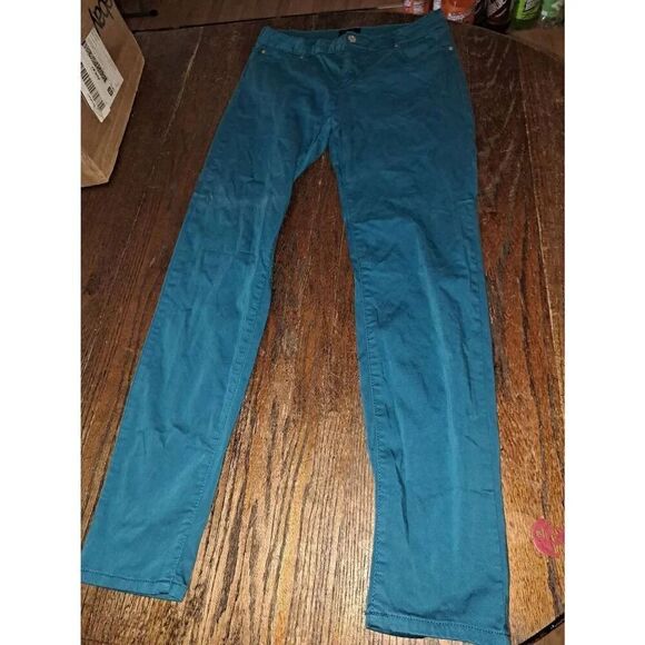 Celebrity Pink Pants - Size 11/30 Celebrity Pink Dark Teal Pants Everglade Jayden Skinny Pants
